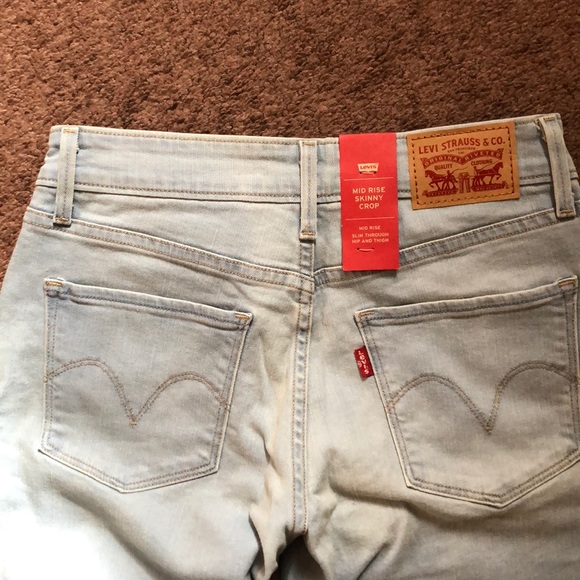 Sold - Picture 4 of 4